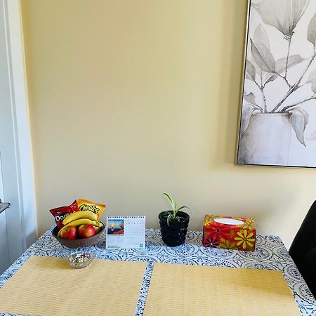 Garden Home In Victoria -Beautiful Home In ビクトリア エクステリア 写真
